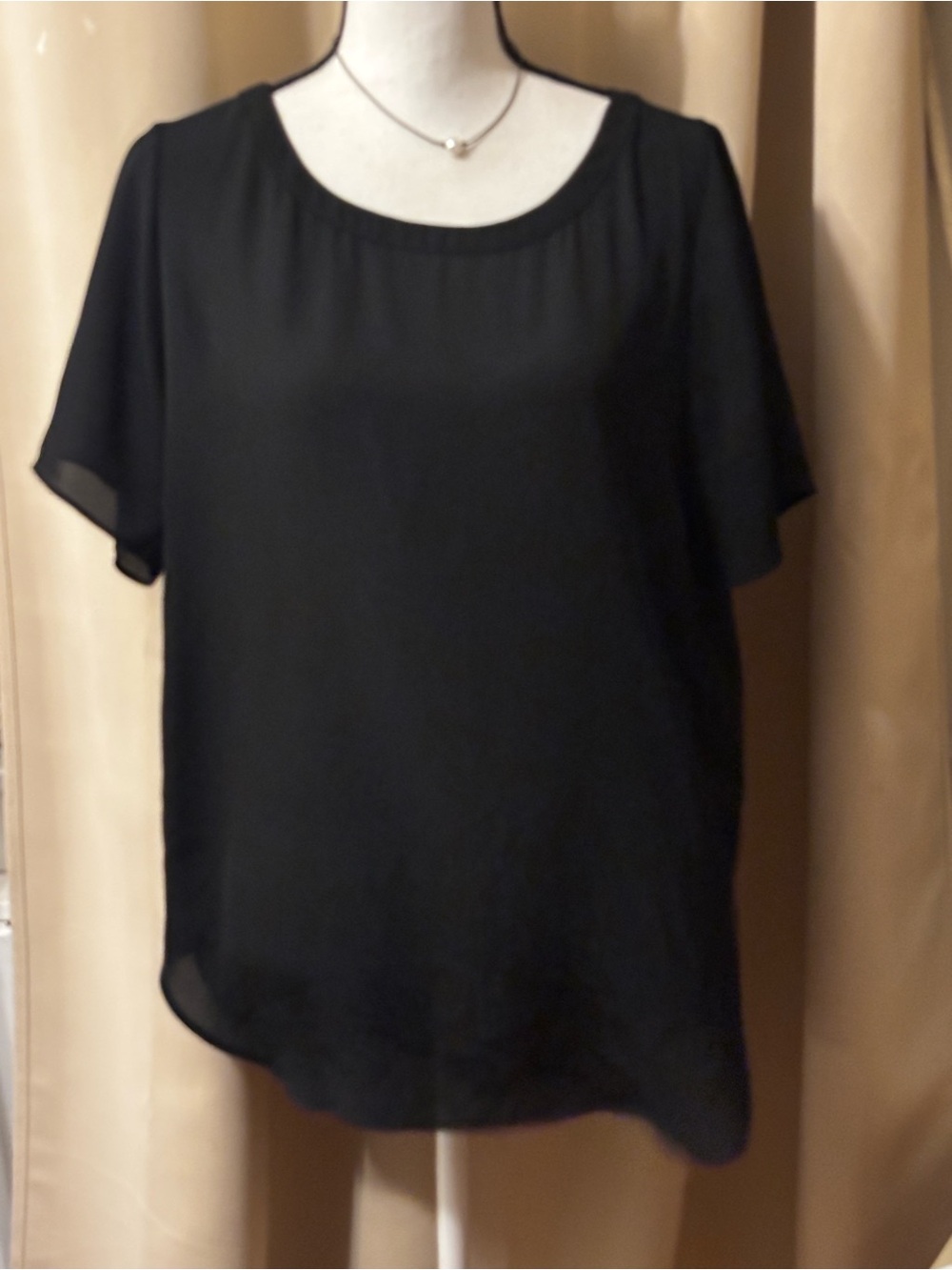 Banana Republic Women’s blouse